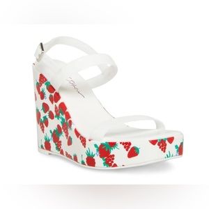 New BETSEY JOHNSON Landry Berry Platform Wedge Sandals Shoes Strawberry Red Blue